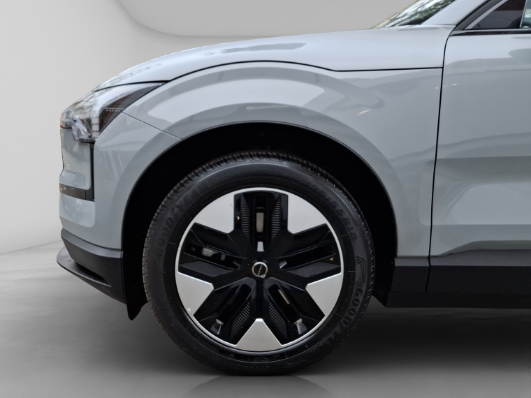 Volvo Ex30 E40 Core  2025 Usado  Usado en BMW Premium Selection