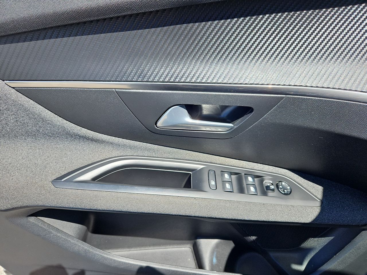 Peugeot 208 3008 Puretech 1.2l 2022 Usado en Usados de Primera - Sergio Escobar