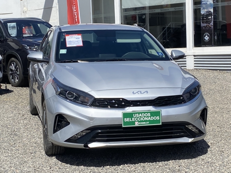 Kia Cerato Cerato Ex Mec Dh Ac Dab 2023 Usado en Rosselot Usados