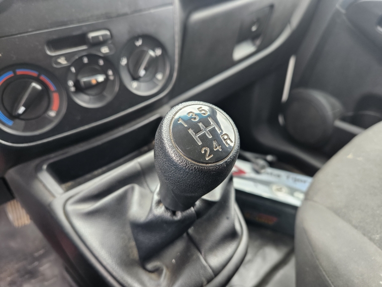 Ram V700 1.2 Ac 5p 2023 Usado  Usado en Autoselect Usados