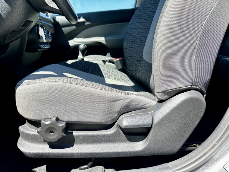 Kia Soluto Soluto Mpi 1.4 2024 Usado  Usado en Kovacs Usados