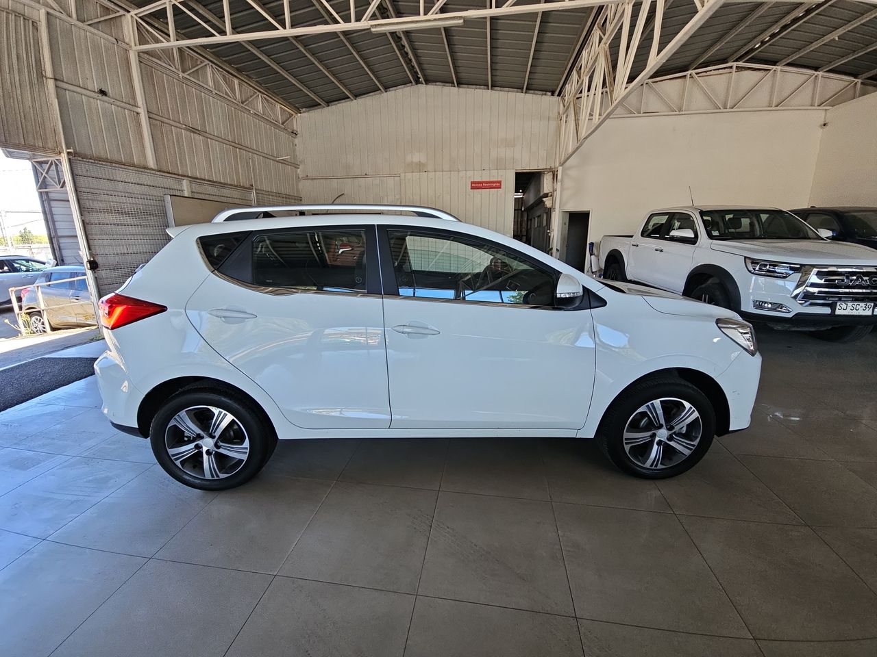 Jac Js2 Js2 Hatchback 1.5 2024 Usado en Usados de Primera - Sergio Escobar