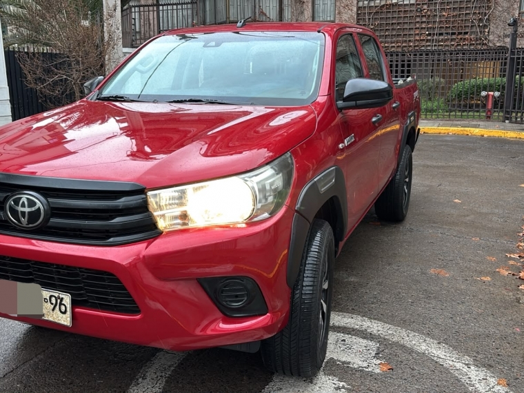 Toyota Hilux Dcab Dx 4X2 2.4Cc