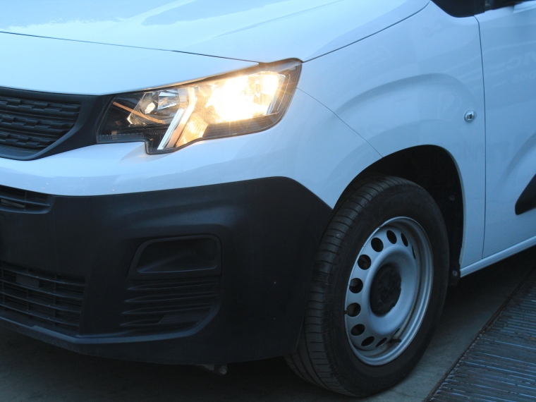 Peugeot Partner L1 Blue Hdi 100 1.5 2023 Usado  Usado en Kovacs Usados
