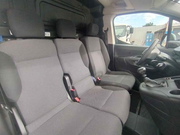 Peugeot Partner L1 Blue Hdi 100 1.5 2023 Usado  Usado en Kovacs Usados