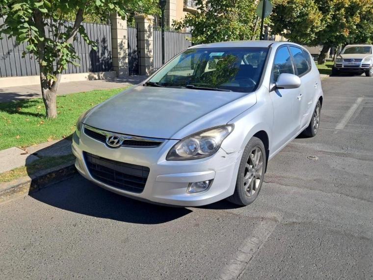 Hyundai I-30 Gls 1.6 2012  Usado en Autos