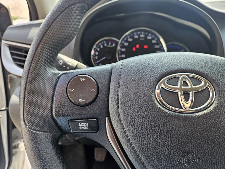 Toyota Yaris Yaris Sedan Otto 1.5 2022 Usado en Rosselot Usados