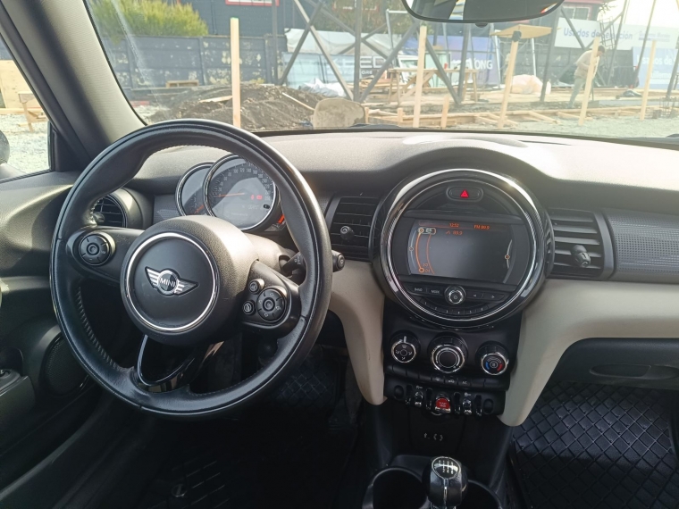 Mini Cooper 1.5t F56 2018  Usado en Guillermo Morales Usados