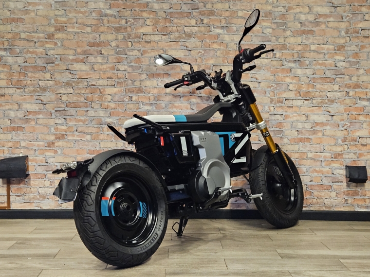 Bmw Ce 02 High Line  2024 Usado en BMW Premium Selection