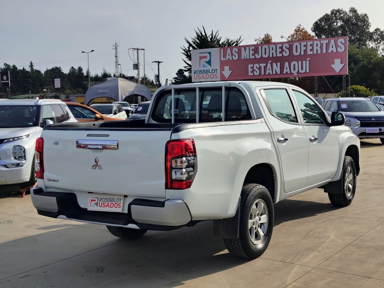 Mitsubishi L200 L200 D/c 2.4 Katana Crt 4x4 Special Pack 2023 Usado en Rosselot Usados