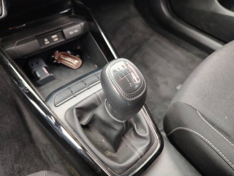 Kia Rio 5 Rio 5 Ex 1.4 2019 Usado en Rosselot Usados