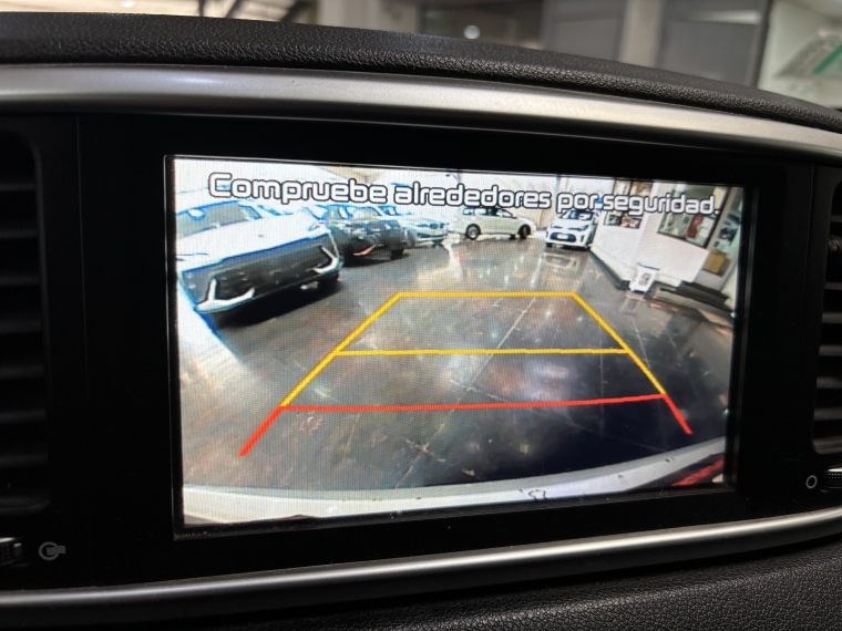 Kia Sportage Lx 2.0l Gsl 6mt 2wd 2019  Usado en Grass & Arueste