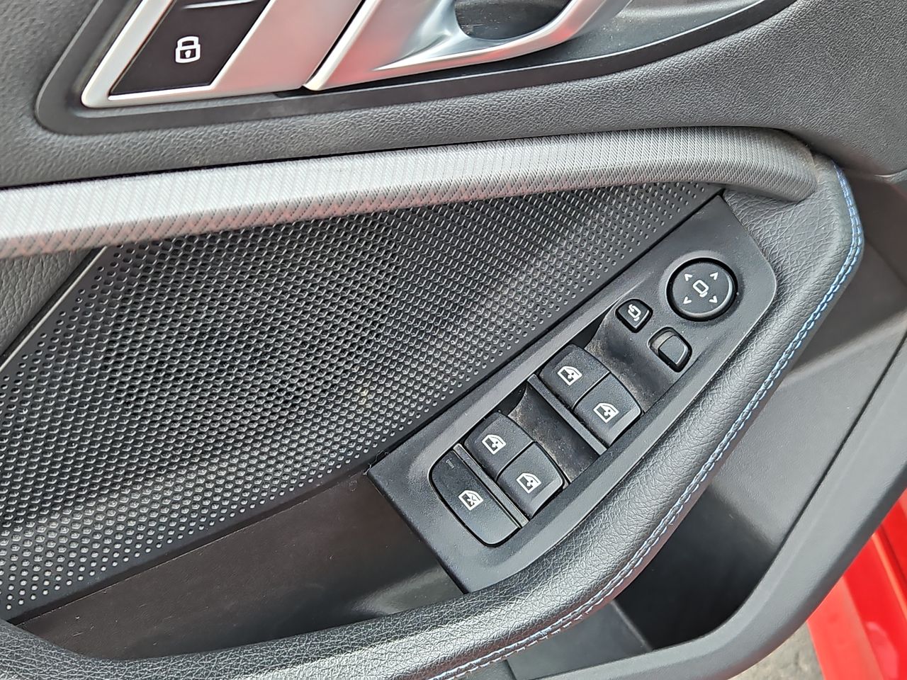 Bmw 118i 118i Hatchback 1.5 Aut 2023 Usado en Usados de Primera - Sergio Escobar