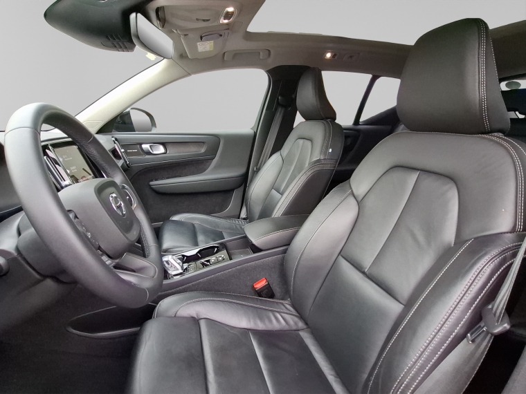 Volvo Xc40 T5 Hybrid R Design 1.5 Aut 2023 Usado Usado en BMW Premium Selection Volvo Xc40 T5 Hybrid R Design 1.5 Aut 2023 Usado Usado en BMW Premium Selection