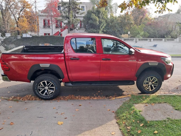 TOYOTA HILUX DX 4X2  2.4 - imagen 6