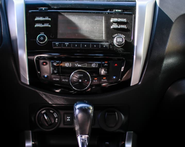 Nissan Np300  2.3 Dsl Auto Le 4wd 2017 Usado en Autoadvice Autos Usados