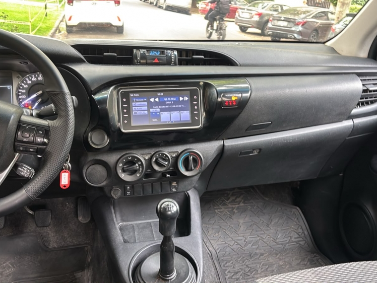 Toyota Hilux Dcab Dx 4X2 2.4Cc — foto 9 de 10