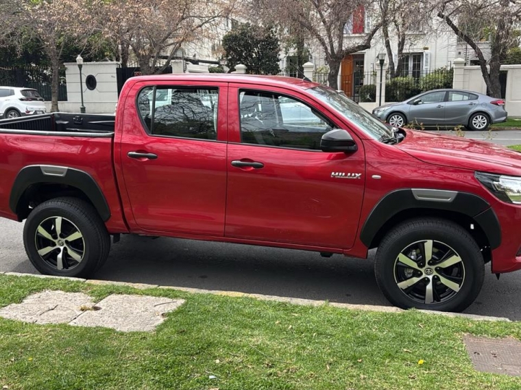TOYOTA HILUX  Dcab DX 4x2 2.4cc - imagen 13