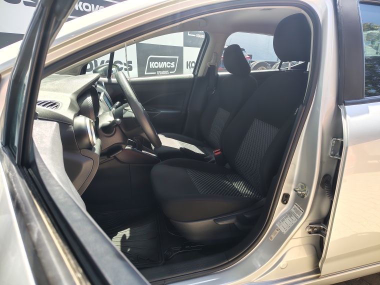 Nissan Versa 1.6 Sense At 2023 Usado  Usado en Kovacs Usados