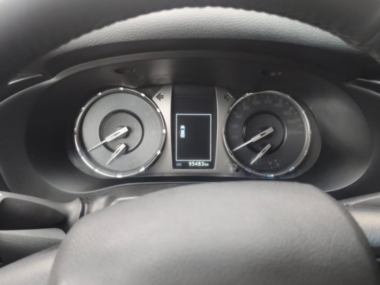Toyota Hilux Dx 4x4 2.4 2022  Usado en GT Autos