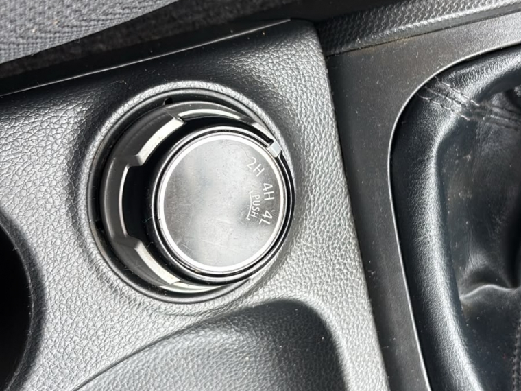 Mitsubishi L200 Katana Crt 4X4 2.4Cc — foto 7 de 13