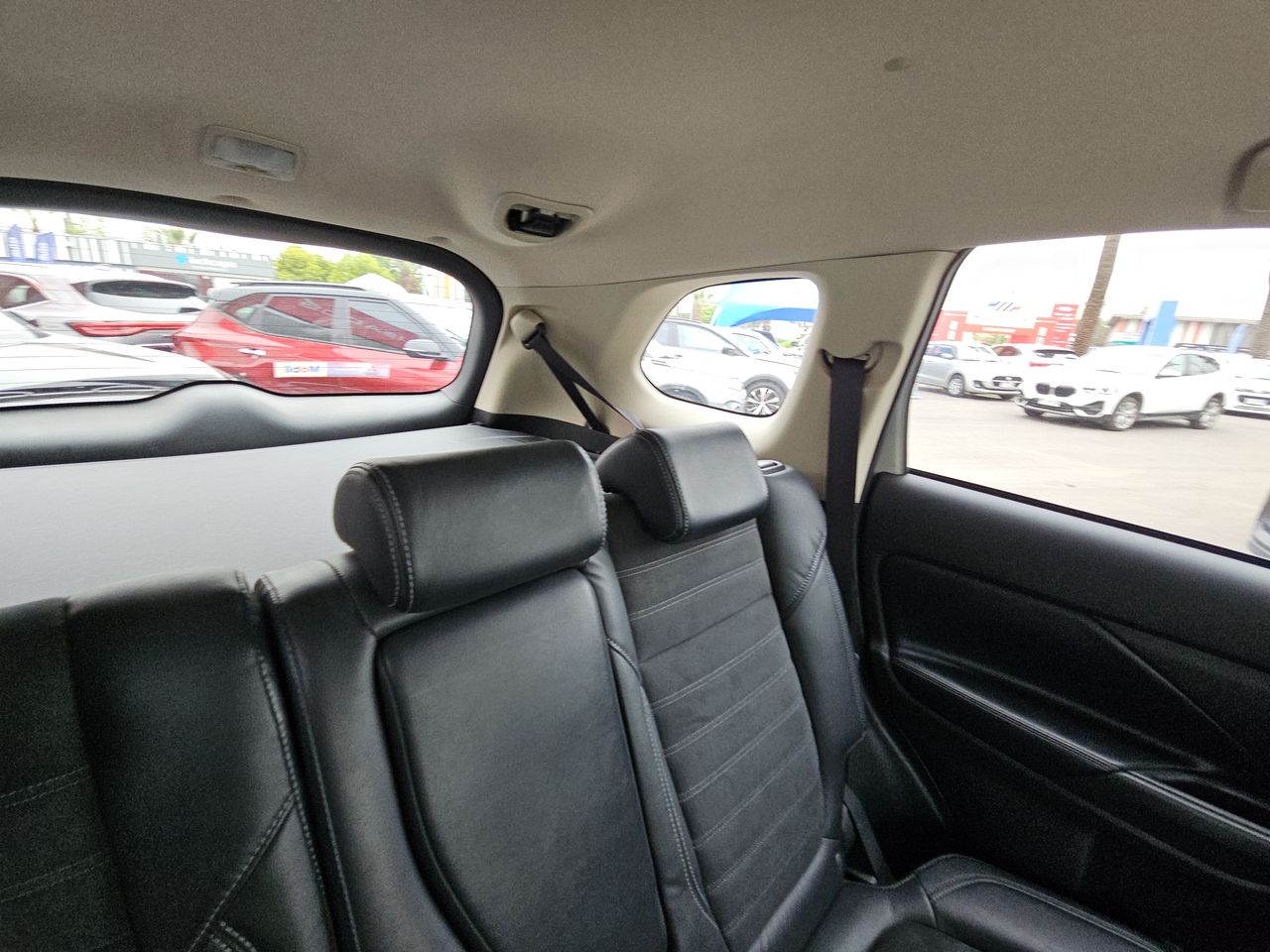 Mitsubishi Outlander Outlander 4x4  2.4  Aut 2022 Usado en Usados de Primera - Sergio Escobar