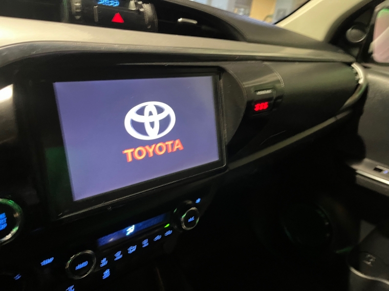 Toyota Hilux Srv 4x4 2.8 Aut 2021 Usado  Usado en Webautos.cl