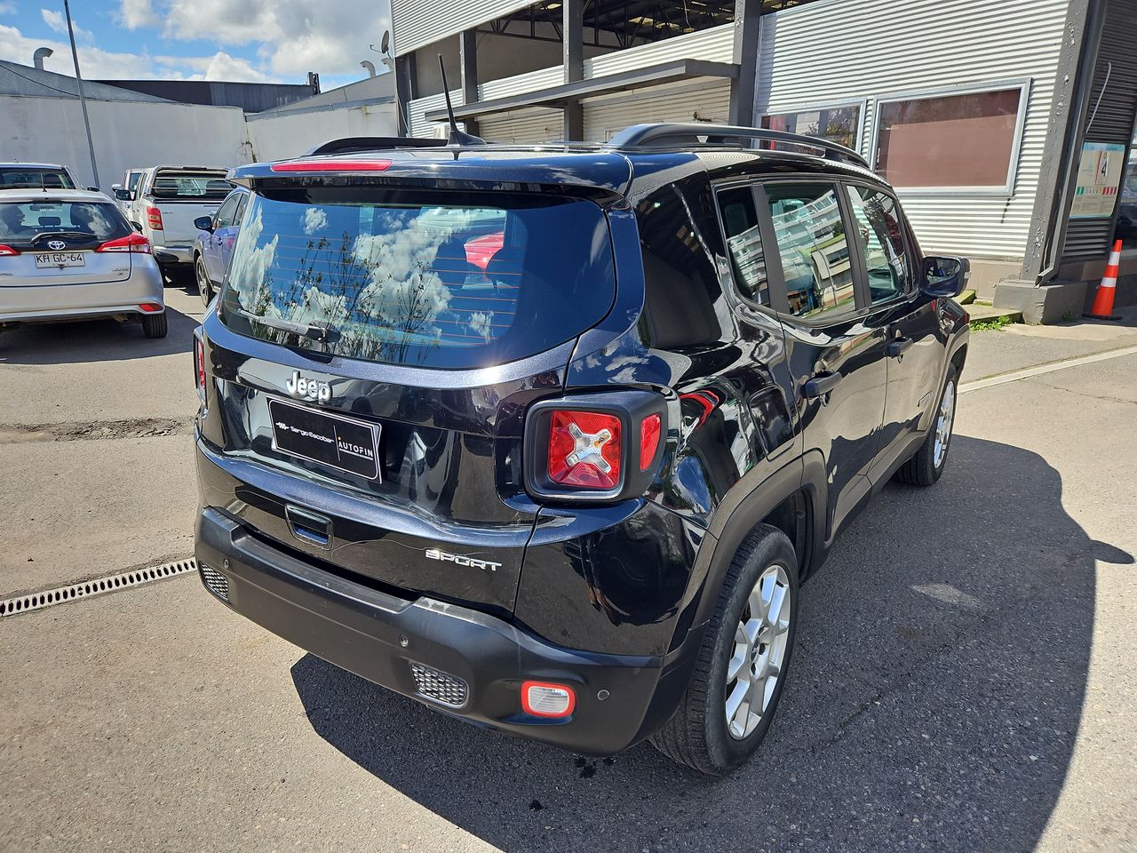 JEEP RENEGADE RENEGADE SPORT LX 1.8 AUT - 2023