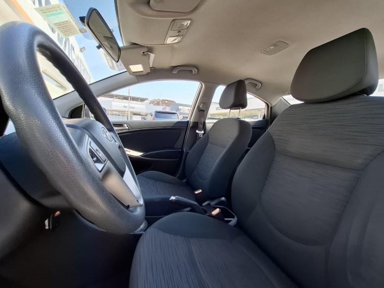 Hyundai Accent Rb 5dr Gl Av Ab 2015 Usado  Usado en Kovacs Usados