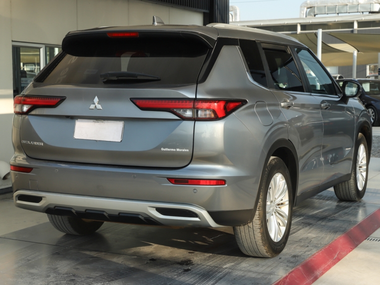 Mitsubishi Outlander . 2023  Usado en Guillermo Morales Usados