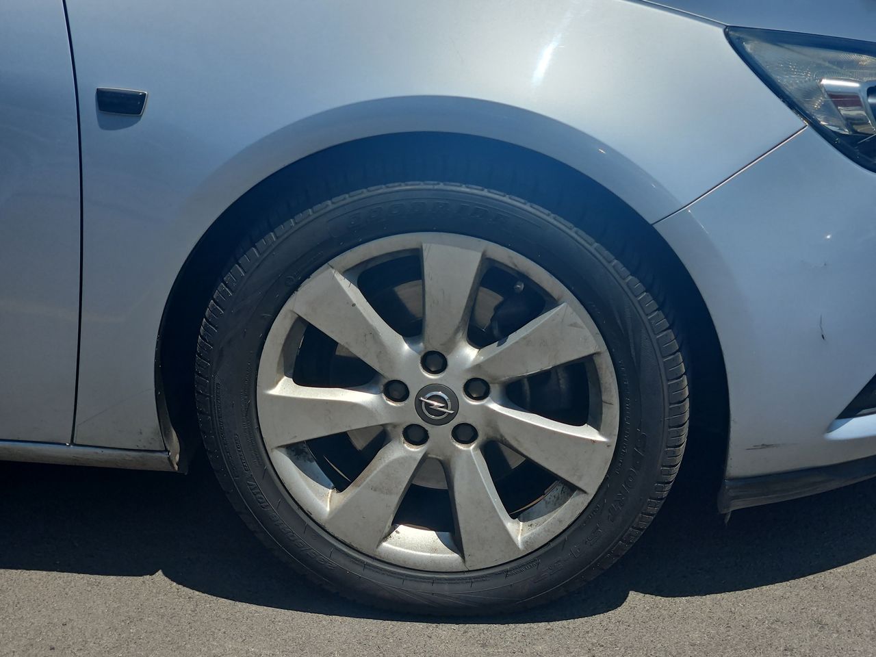 Opel Astra Astra Gtc Enjoy 1.6 2016 Usado en Usados de Primera - Sergio Escobar