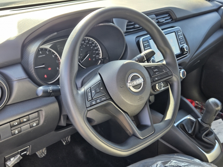 Nissan Versa Versa Mt 4x2 1.6 2025 Usado  Usado en Kovacs Usados