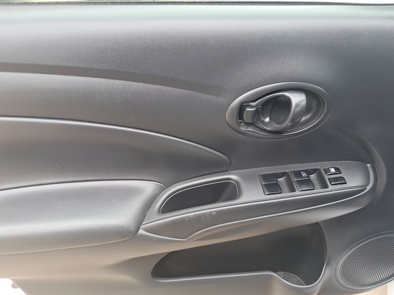 Nissan Versa Versa Sedan 1.6 2020 Usado en Usados de Primera - Sergio Escobar