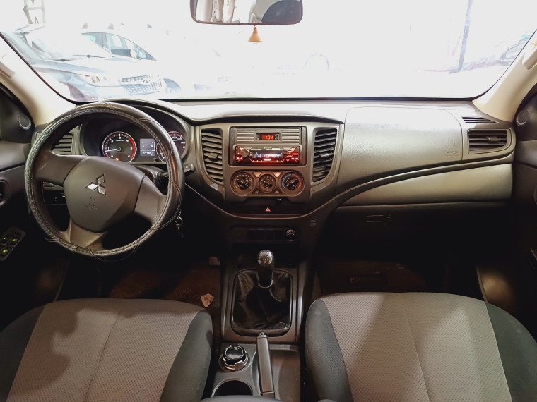 Mitsubishi Katana L200 D/c 2.4 Katana Crm 4x4 Special Pack 2021 Usado en Rosselot Usados
