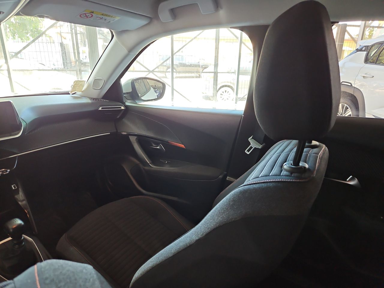 Peugeot 2008 2008 Active 1.2 2021 Usado en Usados de Primera - Sergio Escobar