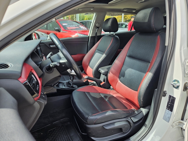 Kia Rio 5 Rio 5 Sport 1.6 2021 Usado en Rosselot Usados