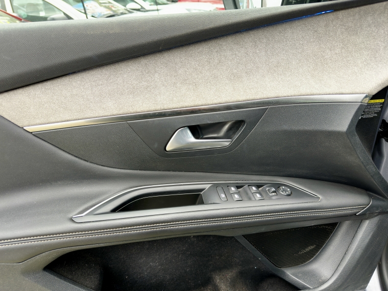 Peugeot 3008 1.6 Aut 2024 Usado  Usado en Kovacs Usados