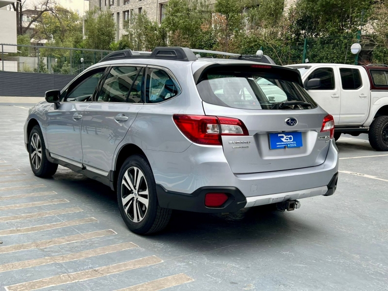 Subaru Outback Dynamic 2.5 Awd 2019  Usado en RSD Autos