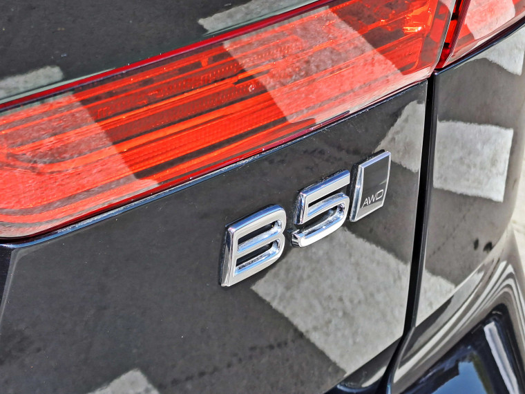 Volvo Xc60 Ii B5 4x4 2.0 Aut 2022 Usado  Usado en BMW Premium Selection