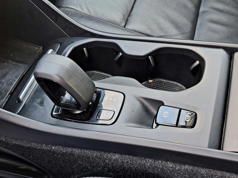 Volvo Xc40 T4 Fwd 2.0 Aut 2022 Usado  Usado en BMW Premium Selection