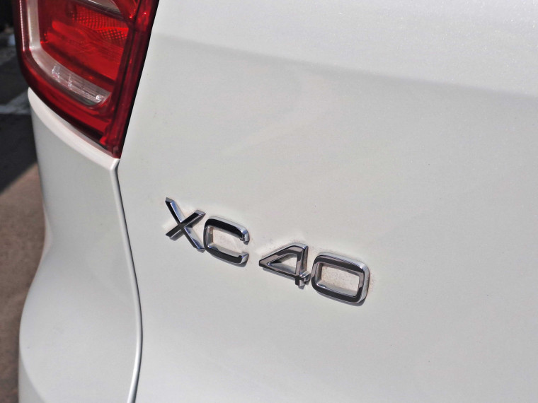 Volvo Xc40 T4 Fwd 2.0 Aut 2022 Usado  Usado en BMW Premium Selection