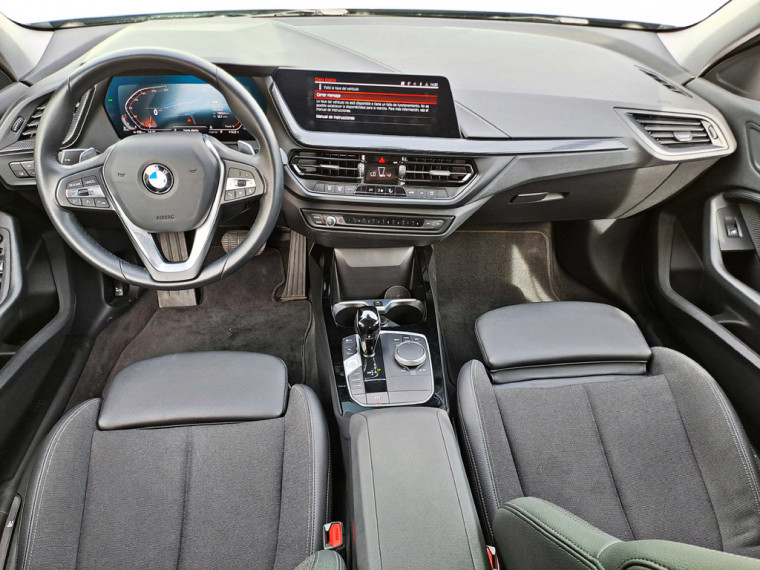 Bmw 118 D Hatch Dynamic 2023 Usado  Usado en BMW Premium Selection