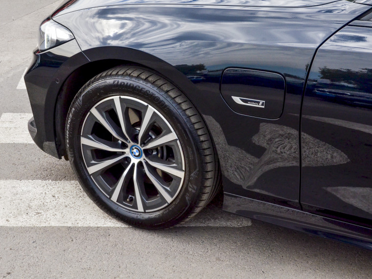 Bmw 330 E Urban Lci 2023 Usado  Usado en BMW Premium Selection