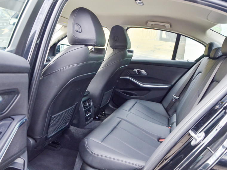 Bmw 330 E Urban Lci 2023 Usado  Usado en BMW Premium Selection