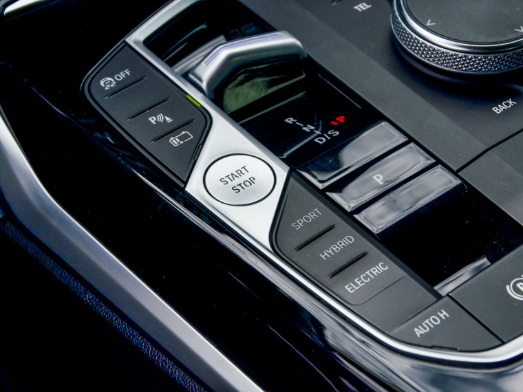 Bmw 330 E Urban Lci 2023 Usado  Usado en BMW Premium Selection