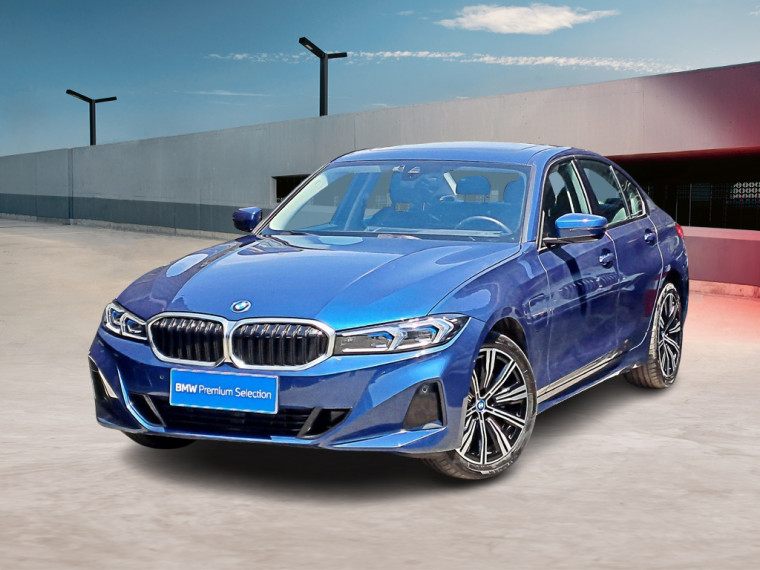 BMW 330 e Berlina Dynamic LCI 2024