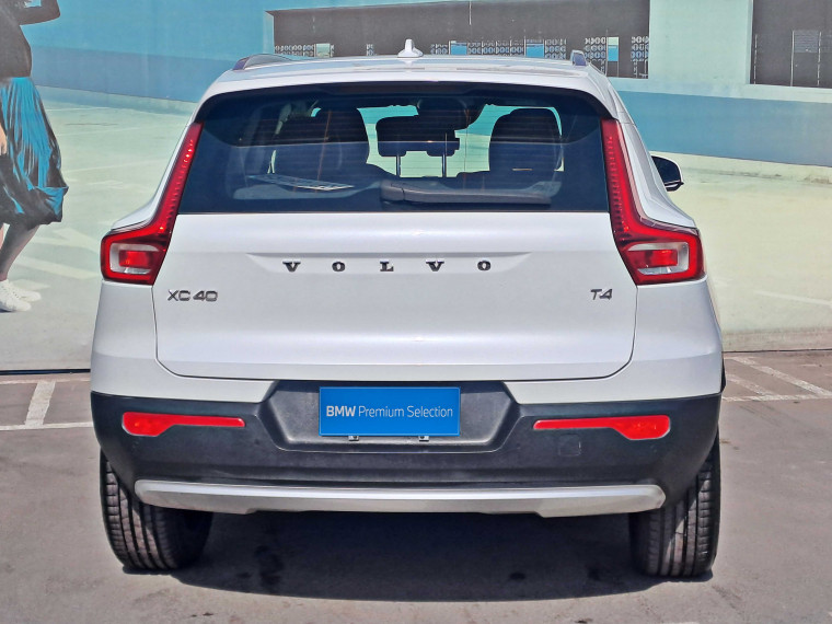 Volvo Xc40 T4 Fwd 2.0 Aut 2022 Usado  Usado en BMW Premium Selection