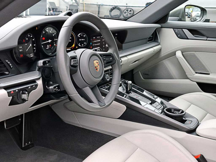 Porsche 911 Carrera 992 Coupe 3.0 At 2024 Usado  Usado en BMW Premium Selection