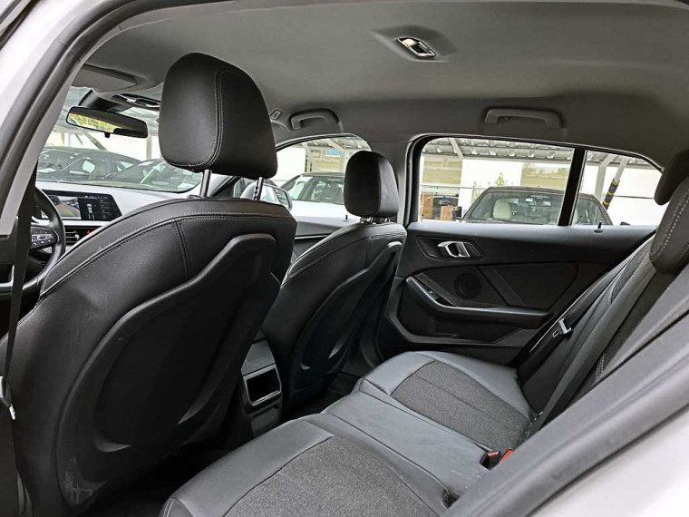 Bmw 118 I Hatch Dynamic 2023 Usado  Usado en BMW Premium Selection