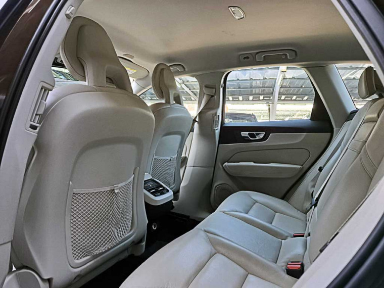 Volvo Xc60 T5 2.0 2018 Usado  Usado en BMW Premium Selection